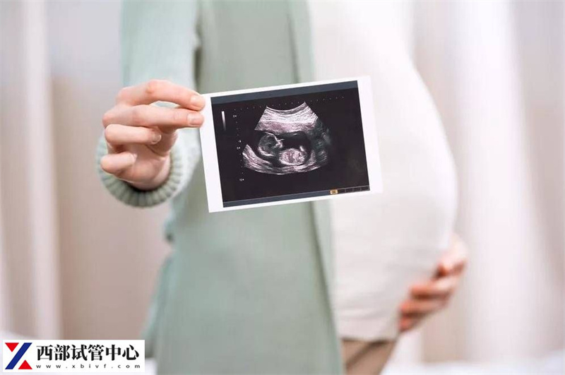 41歲女性能否進(jìn)行三代試管嬰兒技術(shù)實現(xiàn)生育？ (圖2)